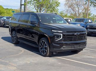 New 2026 Chevrolet Suburban RST w/ Comfort Package AWD/4WD video 2
