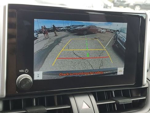 Used 2024 Toyota RAV4 LE AWD/4WD image 27