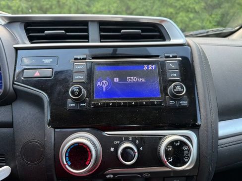 Used 2020 Honda Fit LX image 23
