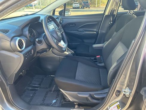 Used 2021 Nissan Versa S image 10