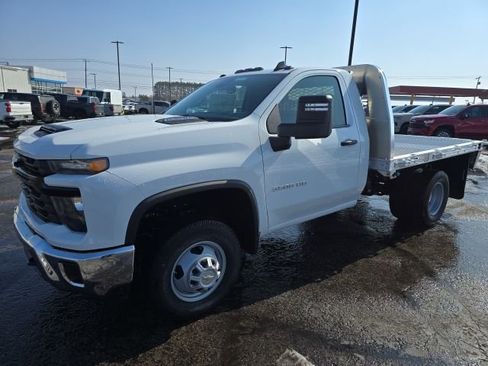 New 2026 Chevrolet Silverado 3500 W/T w/ WT Convenience Package AWD/4WD image 3