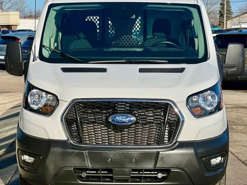 Used 2024 Ford Transit 250 Low Roof w/ Exterior Upgrade Package image 28