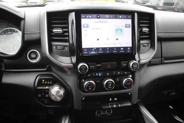 Used 2023 RAM 1500 Laramie AWD/4WD image 4