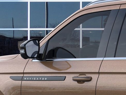 New 2025 Lincoln Navigator Black Label image 20