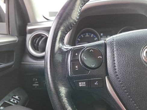 Used 2018 Toyota RAV4 XLE image 20