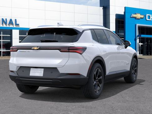 New 2026 Chevrolet Equinox EV LT image 4