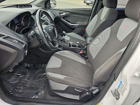 Used 2014 Ford Focus ST image 24