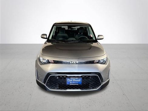 Used 2025 Kia Soul LX w/ LX Technology Package FWD image 3