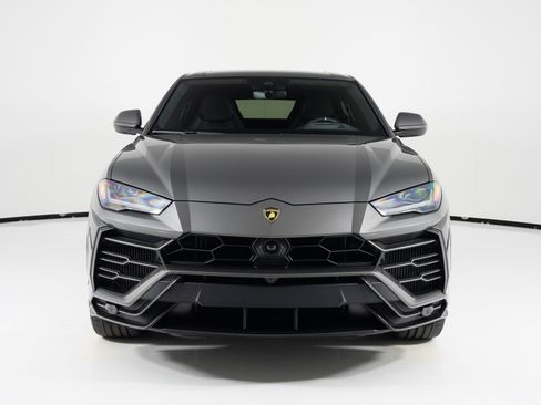 Used 2021 Lamborghini Urus AWD/4WD image 8