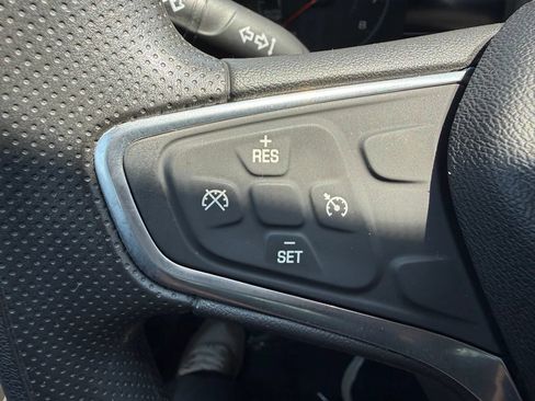 Used 2019 Chevrolet Malibu LT FWD image 17