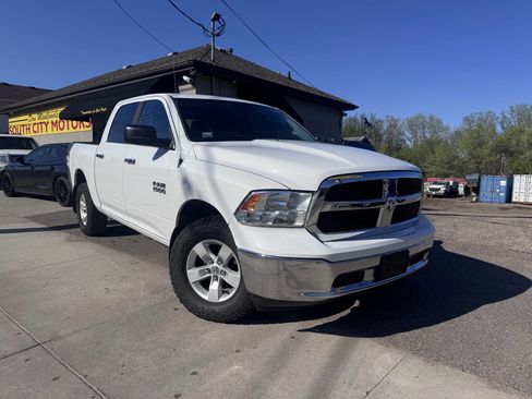 Used 2015 RAM 1500 Classic SLT AWD/4WD image 1
