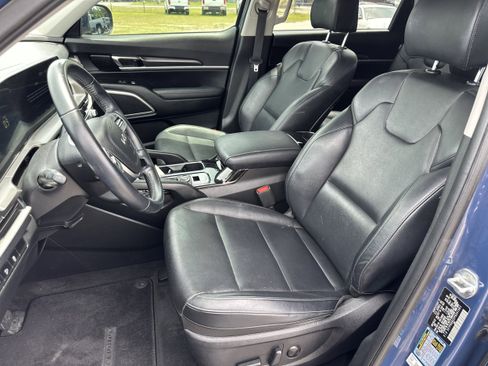 Used 2023 Kia Telluride S AWD/4WD image 20