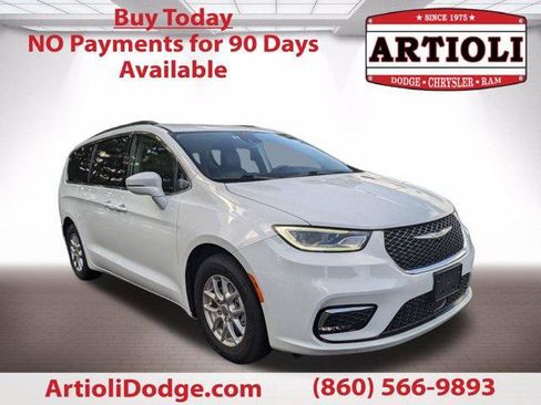 Certified 2022 Chrysler Pacifica Touring-L FWD image 1