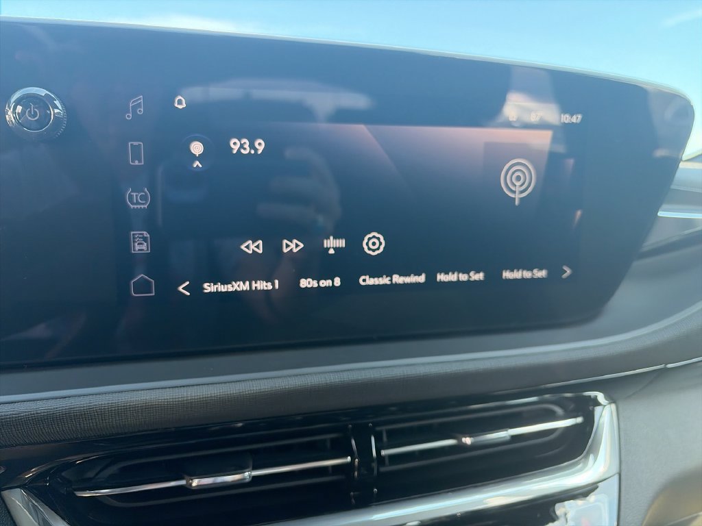New 2026 Buick Envista Sport Touring w/ Convenience I Package FWD image 18