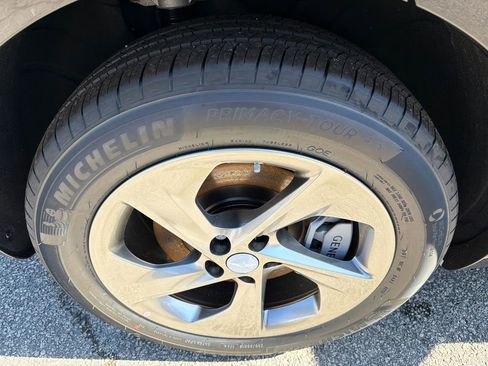 New 2026 Genesis GV70 2.5T image 17