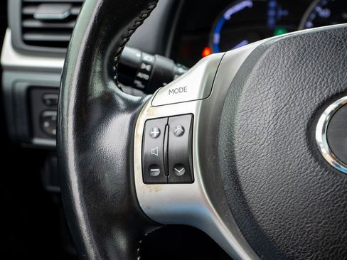 Used 2012 Lexus CT 200h Premium FWD image 34