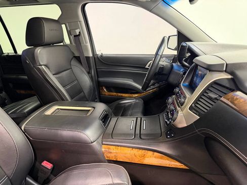Used 2015 GMC Yukon XL Denali w/ Touring Package AWD/4WD image 38