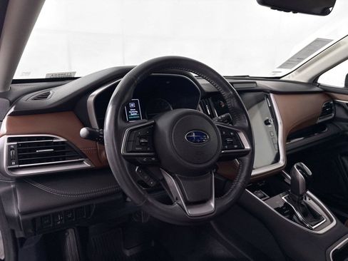 Used 2020 Subaru Outback Touring XT AWD/4WD image 4