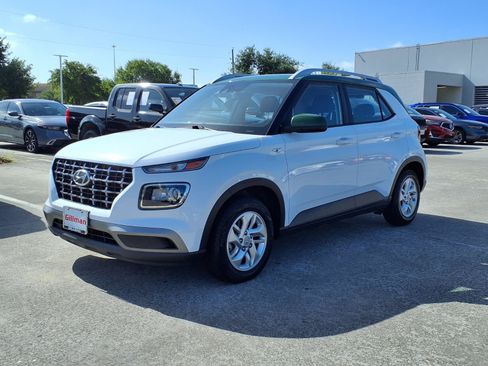 Used 2020 Hyundai Venue SEL FWD image 21
