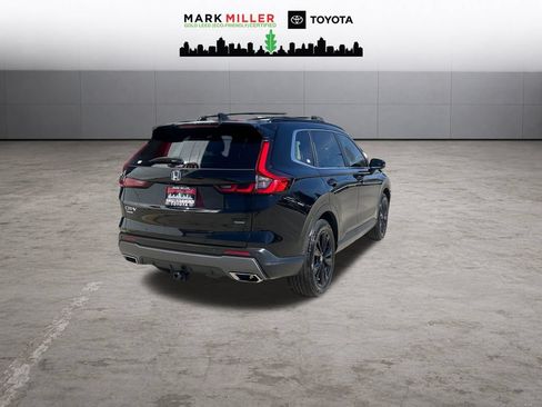 Used 2023 Honda CR-V Sport Touring image 4