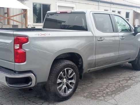 Used 2024 Chevrolet Silverado 1500 LT image 8
