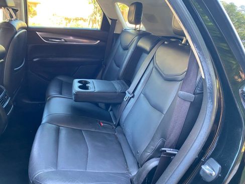 Used 2017 Cadillac XT5 Premium Luxury FWD image 44