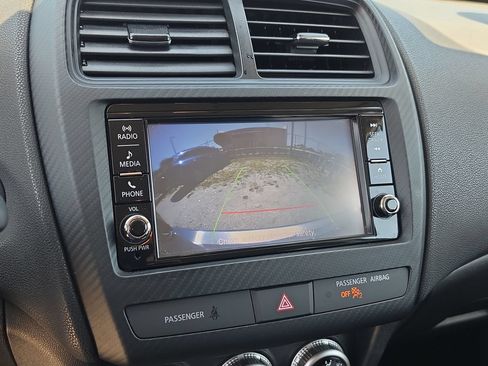 Used 2023 Mitsubishi Outlander Sport ES AWD/4WD image 23
