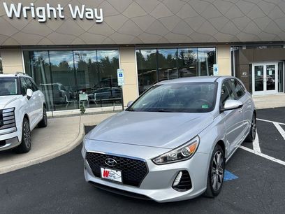 Used 2018 Hyundai Elantra GT w/ Style Package 02