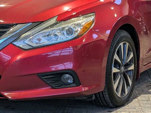 Used 2016 Nissan Altima 2.5 SL w/ 2.5 Technology Package image 10