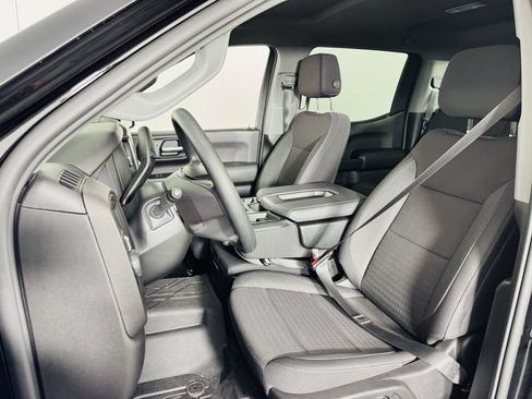 Used 2026 Chevrolet Silverado 1500 Custom RWD image 6