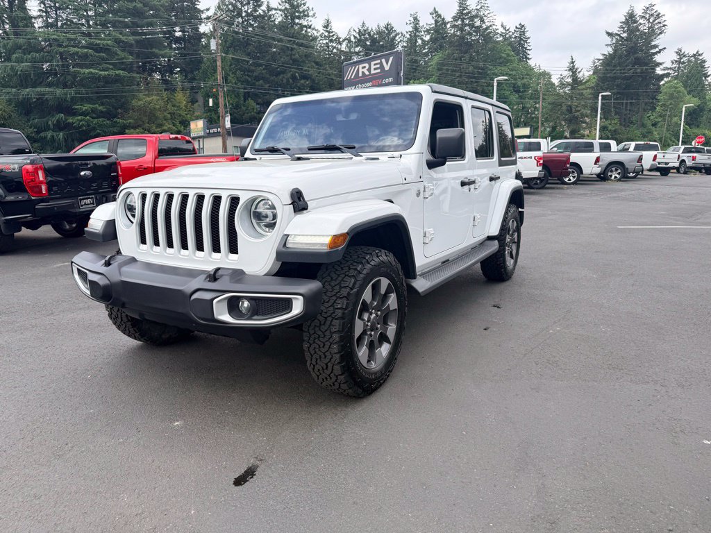 Used 2018 Jeep Wrangler Unlimited Sahara w/ Uconnect 4C Nav & Sound Group AWD/4WD image 1