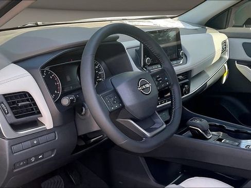 New 2026 Nissan Rogue Dark Armor FWD image 7