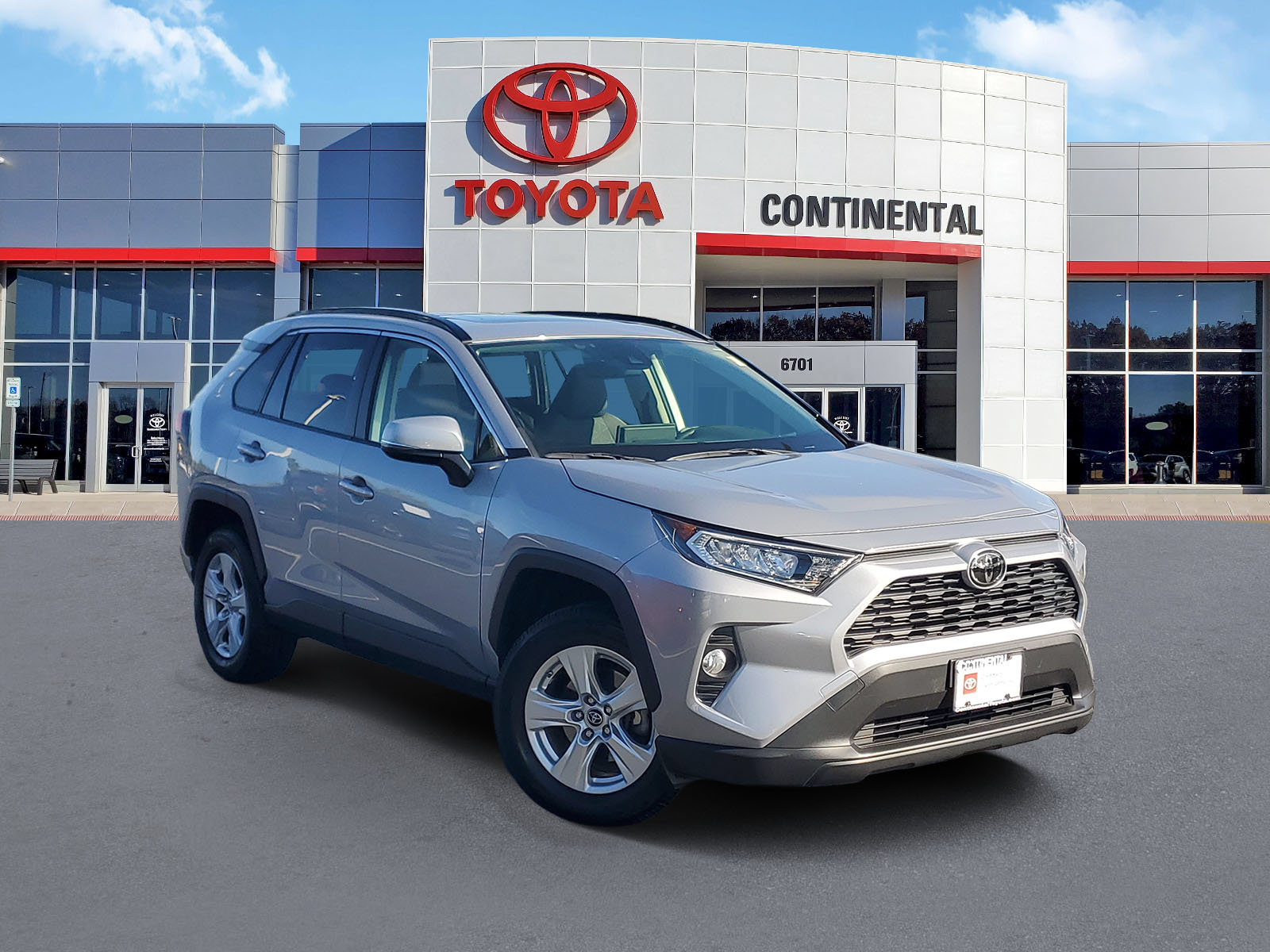 Certified 2019 Toyota RAV4 XLE w/ All Weather Liner Package AWD/4WD image 2