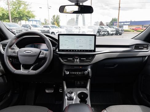 Used 2024 Ford Escape ST-Line Select w/ Tech Pack #2 AWD/4WD image 9