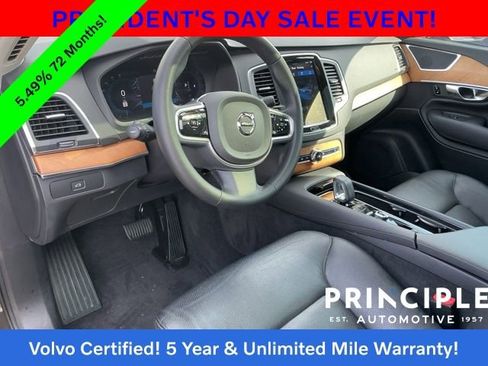 Certified 2023 Volvo XC90 B6 Core w/ Climate Package image 31