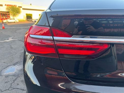 Used 2016 BMW 740i RWD image 12