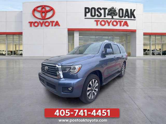 Used 2018 Toyota Sequoia SR5 w/ Premium Package AWD/4WD image 1