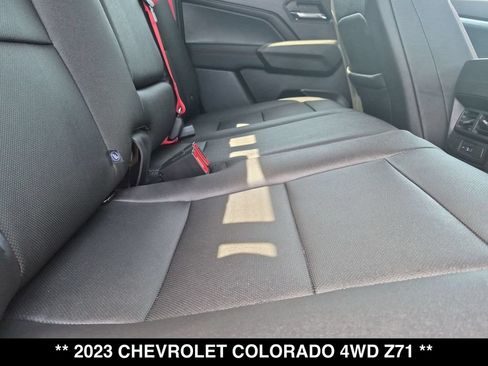 Used 2023 Chevrolet Colorado Z71 w/ Z71 Convenience Package 2 AWD/4WD image 27