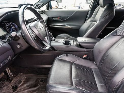 Used 2021 Toyota Venza Limited w/ Advanced Technology Package AWD/4WD image 18