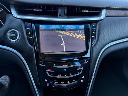 Used 2015 Cadillac XTS Luxury image 14