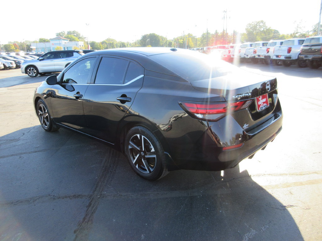 Used 2024 Nissan Sentra SV w/ All-Weather Package FWD image 9