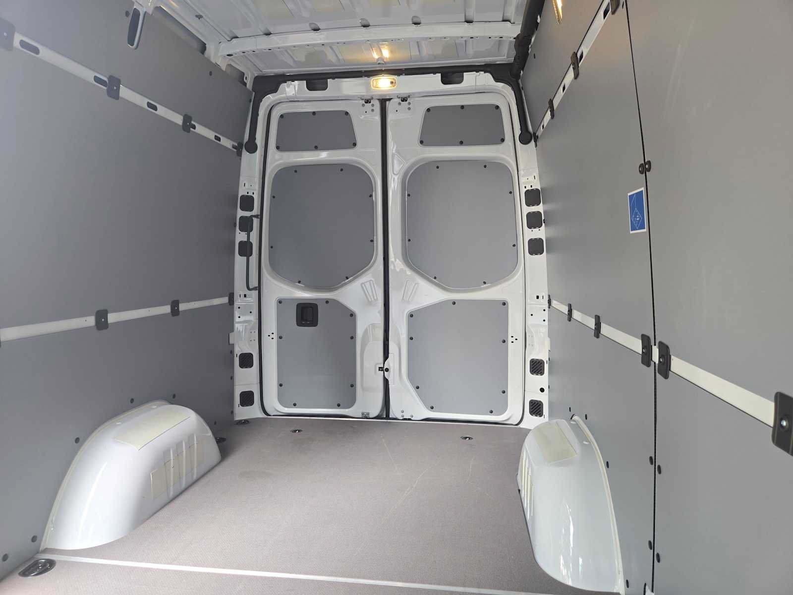 Used 2026 Mercedes-Benz Sprinter 2500 image 14