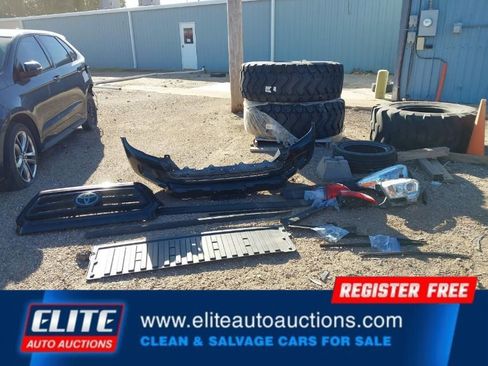 Used 2021 Toyota Tacoma SR image 23