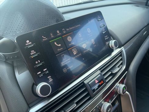 Used 2019 Honda Accord Sport image 13