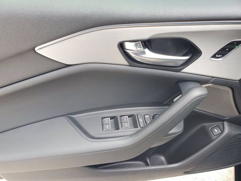 Used 2025 Acura TLX w/ Technology Package FWD image 19