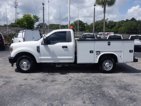 Used 2021 Ford F250 XL w/ Power Equipment Group RWD image 6