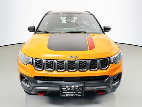 New 2026 Jeep Compass Trailhawk w/ Sun, Sound & Navigation Group AWD/4WD image 2