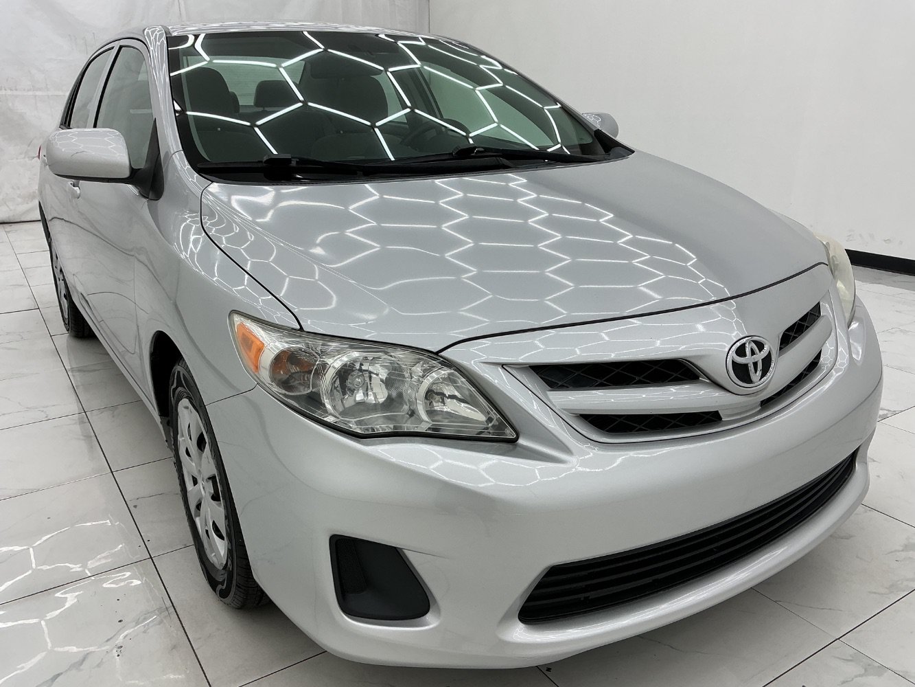 Used 2012 Toyota Corolla L FWD image 3