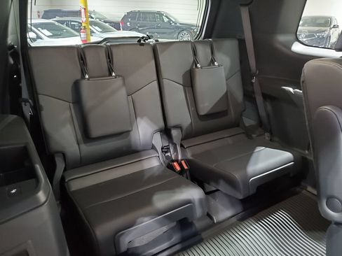 Used 2024 Lexus GX 550 w/ Accessory Package (Z1) AWD/4WD image 28