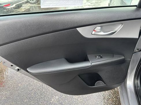 Certified 2023 Kia Forte LXS image 13